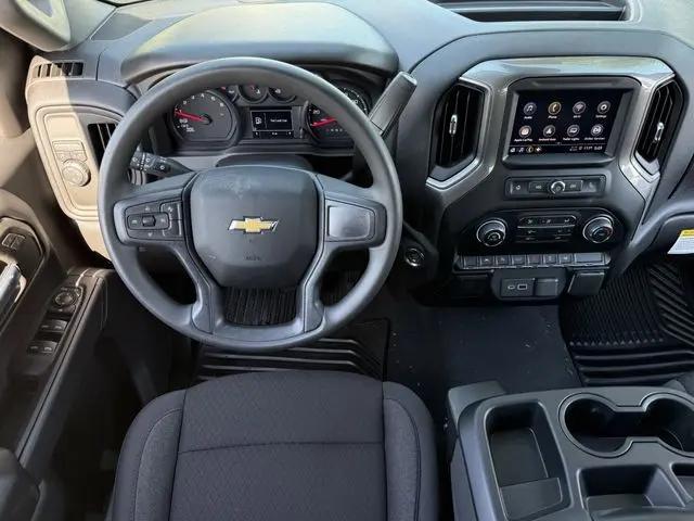 2026 Chevrolet Silverado 1500 2WD Crew Cab Short Bed Custom