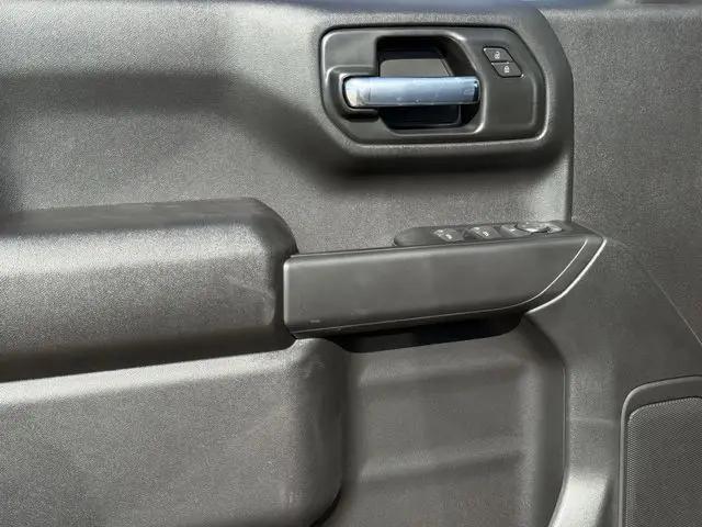 2026 Chevrolet Silverado 1500 2WD Crew Cab Short Bed Custom