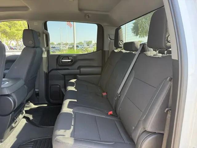 2026 Chevrolet Silverado 1500 2WD Crew Cab Short Bed Custom