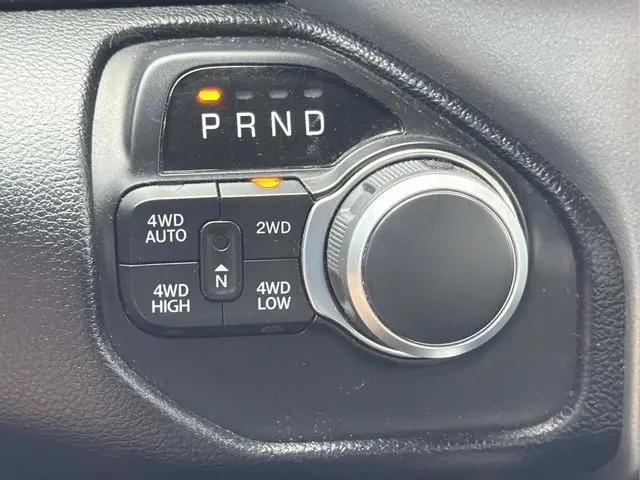2021 Ram 1500 Big Horn Crew Cab 4x4 5'7" Box