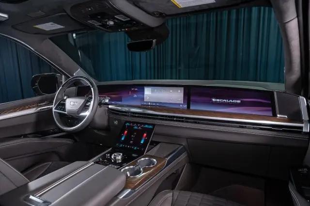 2026 Cadillac Escalade Platinum Sport