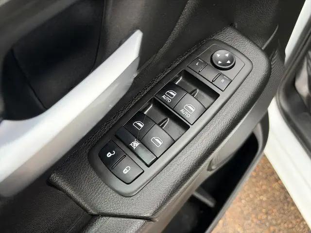 2022 Ram 1500 Tradesman Crew Cab 4x4 6'4" Box