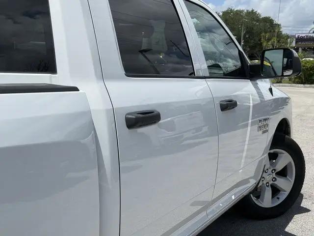 2023 Ram 1500 Classic Tradesman Crew Cab 4x2 5'7" Box