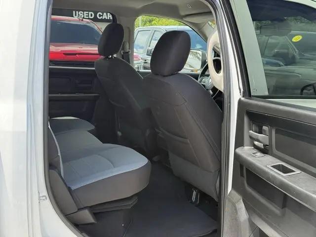 2023 Ram 1500 Classic Tradesman Crew Cab 4x2 5'7" Box