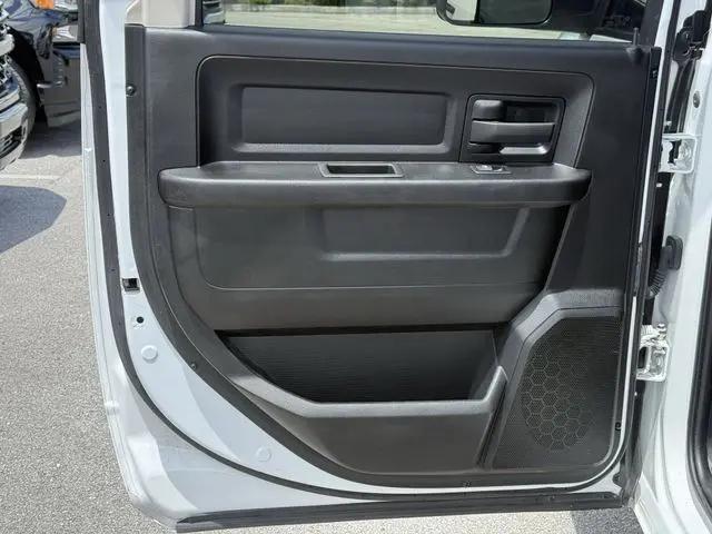 2023 Ram 1500 Classic Tradesman Crew Cab 4x2 5'7" Box