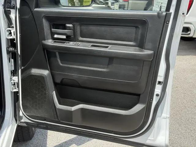 2023 Ram 1500 Classic Tradesman Crew Cab 4x2 5'7" Box