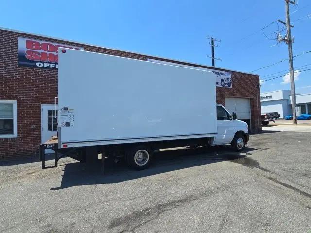 2024 Ford E-350 Cutaway Base