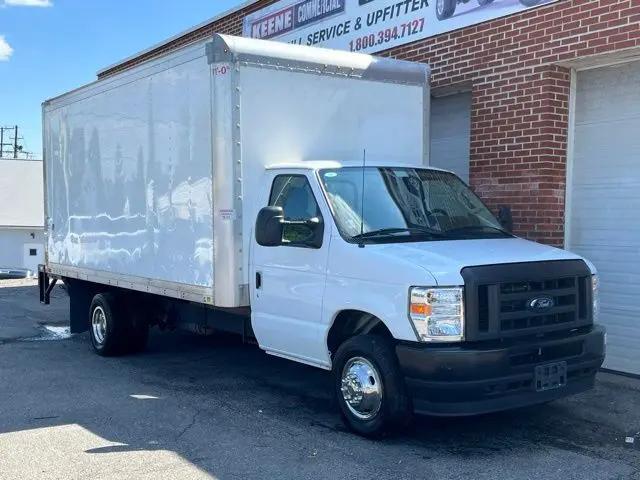 2024 Ford E-450 Cutaway Base