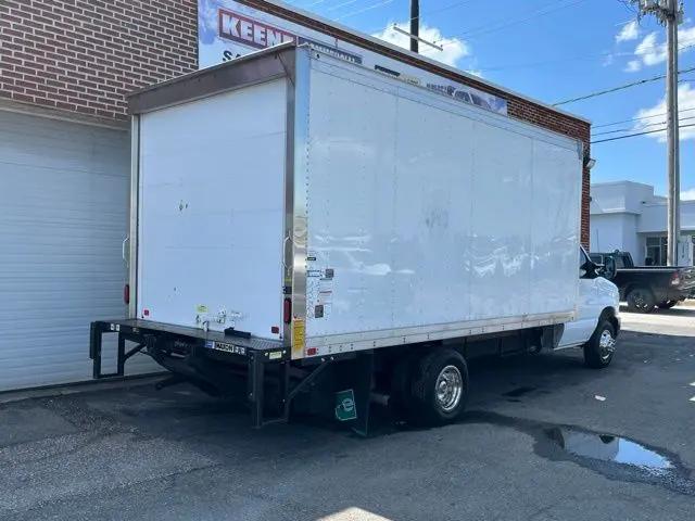 2024 Ford E-450 Cutaway Base