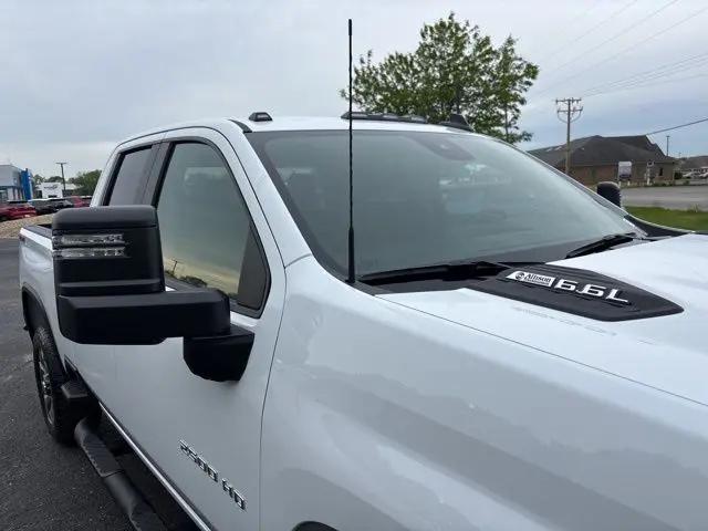 2026 Chevrolet Silverado 2500HD Double Cab, Standard Bed, Custom, 4WD