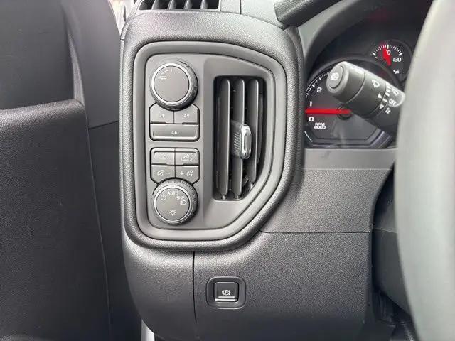 2026 Chevrolet Silverado 2500HD Double Cab, Standard Bed, Custom, 4WD
