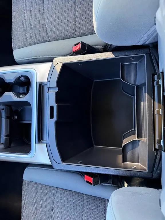2018 Ram 1500 Big Horn Crew Cab 4x4 5'7" Box