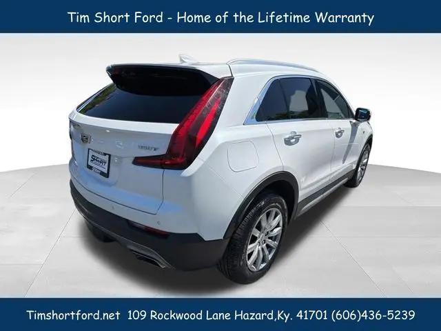 2022 Cadillac XT4 Premium Luxury