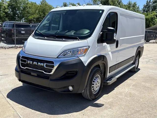 2025 Ram ProMaster 2500 Cargo Van Tradesman Low Roof 136" WB w/Pass Seat