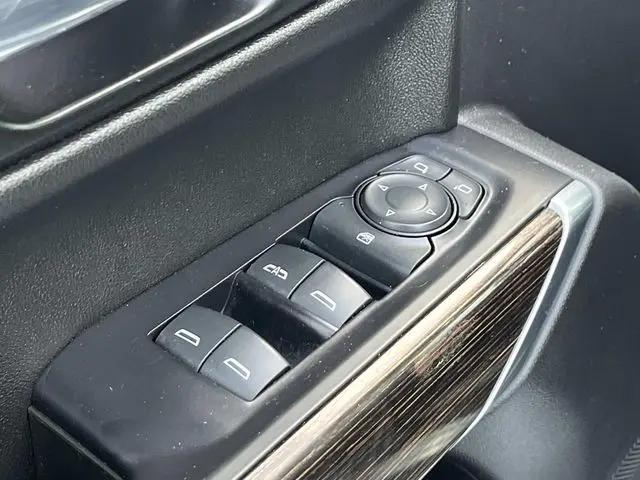 2021 GMC Sierra 1500 4WD Crew Cab Short Box Elevation