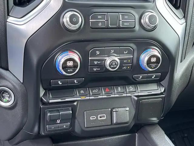 2021 GMC Sierra 1500 4WD Crew Cab Short Box Elevation