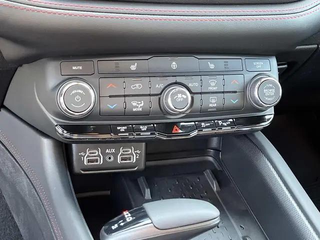 2026 Dodge Durango GT AWD HEMI V8