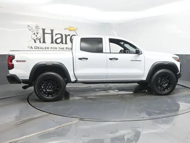 2023 Chevrolet Colorado 4WD Crew Cab Short Box Trail Boss