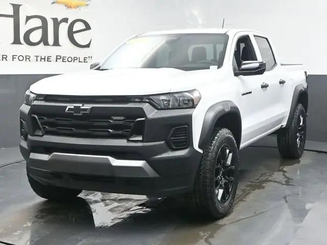 2023 Chevrolet Colorado 4WD Crew Cab Short Box Trail Boss