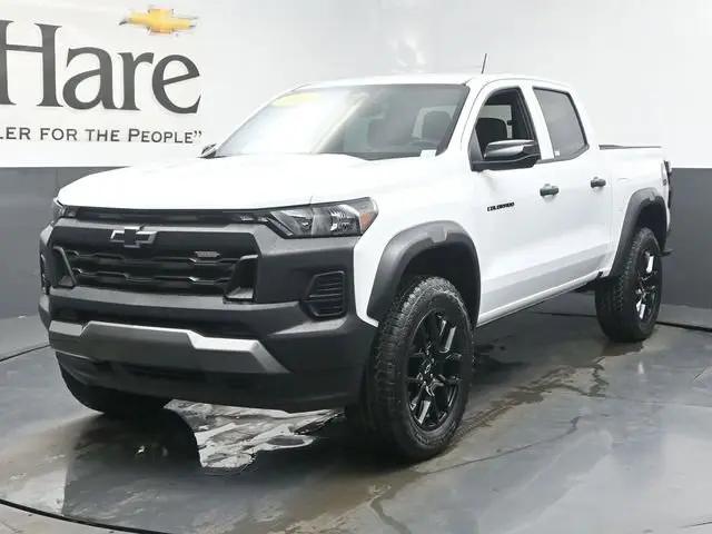2023 Chevrolet Colorado 4WD Crew Cab Short Box Trail Boss