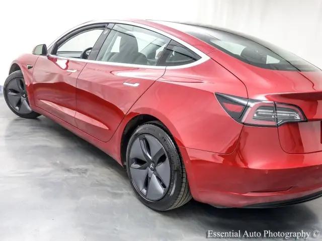 2019 Tesla Model 3 Standard Range Plus