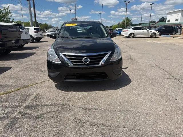 2019 Nissan Versa 1.6 SV