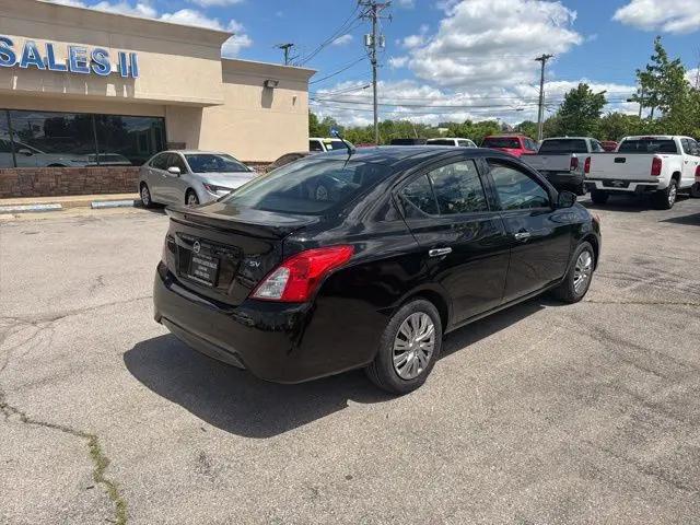 2019 Nissan Versa 1.6 SV