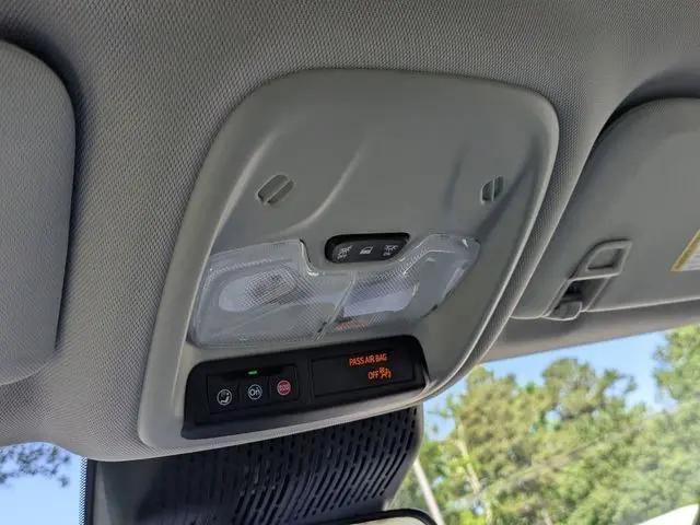 2027 Chevrolet Bolt LT FWD