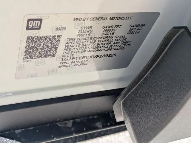 2027 Chevrolet Bolt LT FWD