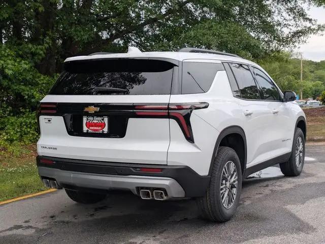 2026 Chevrolet Traverse FWD LT