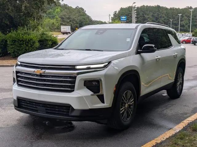 2026 Chevrolet Traverse FWD LT