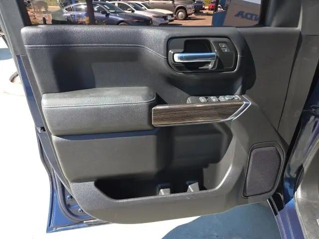2020 Chevrolet Silverado 1500 2WD Crew Cab Short Bed RST