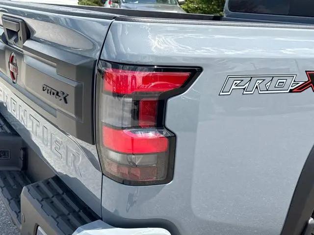 2026 Nissan Frontier Crew Cab PRO-X 4x2