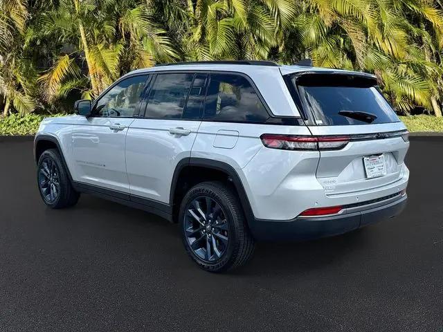 2026 Jeep Grand Cherokee 85th Anniversary Edition