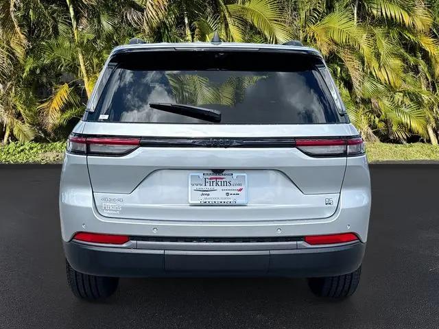 2026 Jeep Grand Cherokee 85th Anniversary Edition