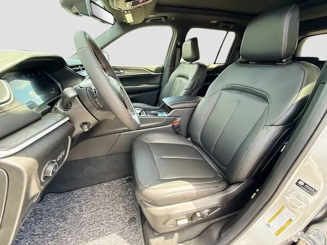 2026 Jeep Grand Cherokee 85th Anniversary Edition