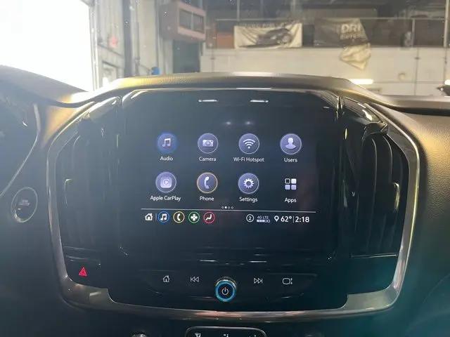 2020 Chevrolet Traverse AWD LT Cloth