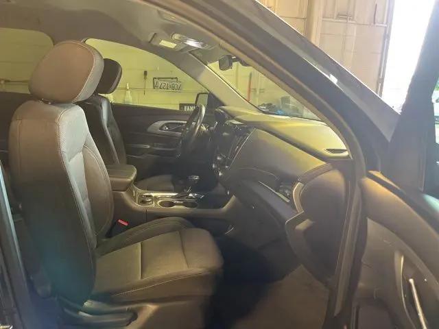 2020 Chevrolet Traverse AWD LT Cloth