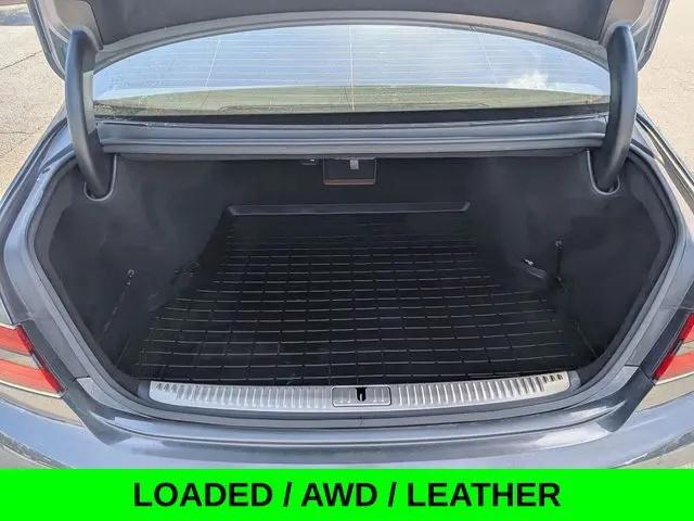 2020 Genesis G90 3.3T Premium AWD