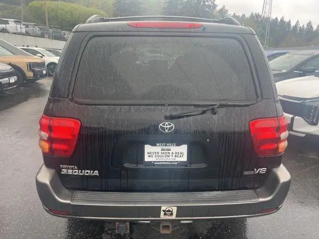 2003 Toyota Sequoia SR5 V8
