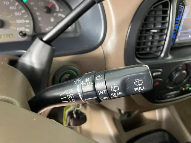 2003 Toyota Sequoia SR5 V8