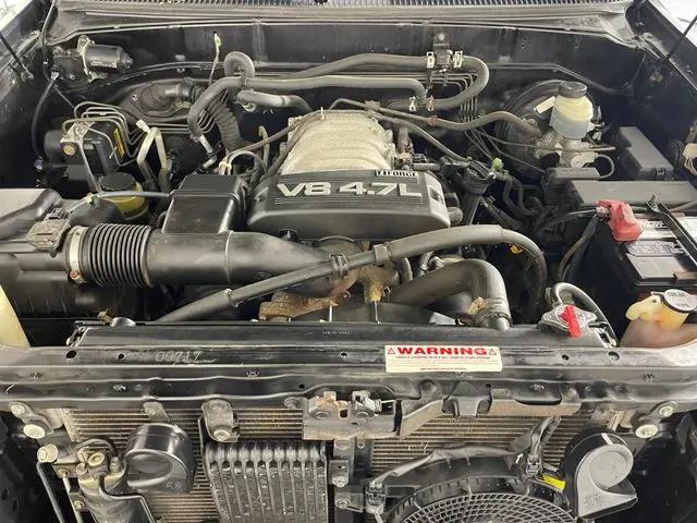 2003 Toyota Sequoia SR5 V8