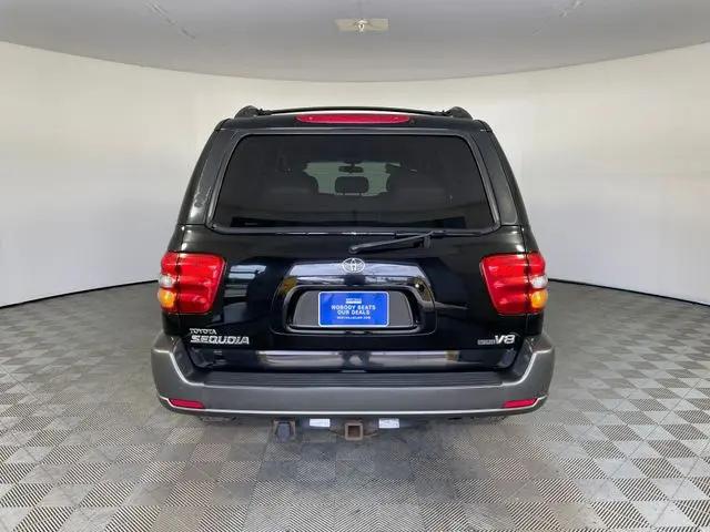 2003 Toyota Sequoia SR5 V8