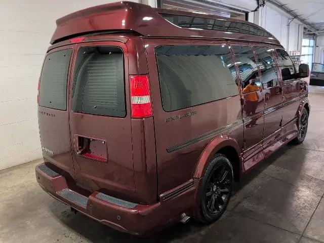 2021 Chevrolet Express Passenger RWD 2500 Regular Wheelbase LS