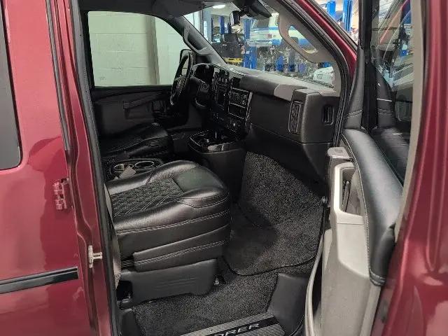 2021 Chevrolet Express Passenger RWD 2500 Regular Wheelbase LS