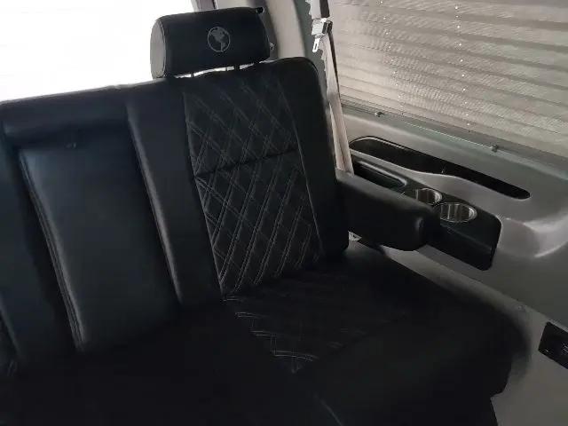 2021 Chevrolet Express Passenger RWD 2500 Regular Wheelbase LS