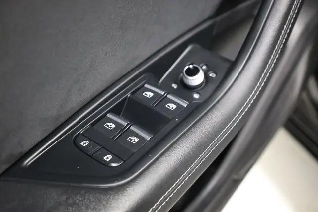 2023 Audi A4 Premium Plus 45 TFSI S line quattro S tronic