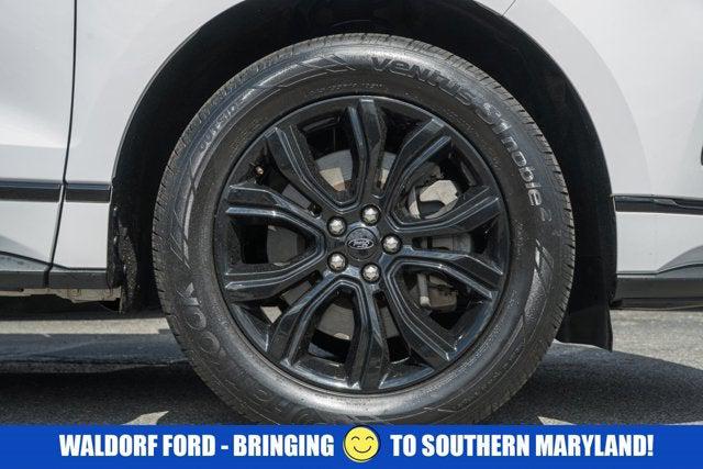 2022 Ford Edge SE