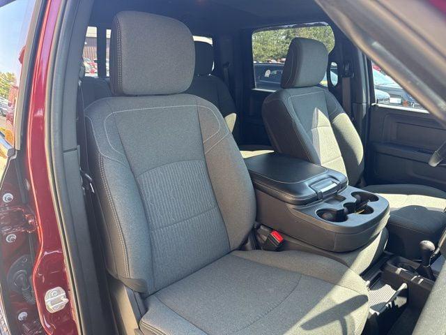 2024 Ram 3500 Tradesman Crew Cab 4x4 6'4" Box