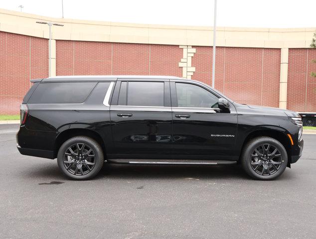2026 Chevrolet Suburban LT, 4WD